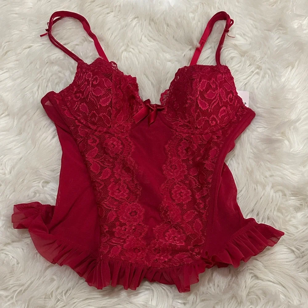 NWT Vintage Y2K Cabernet Red corset